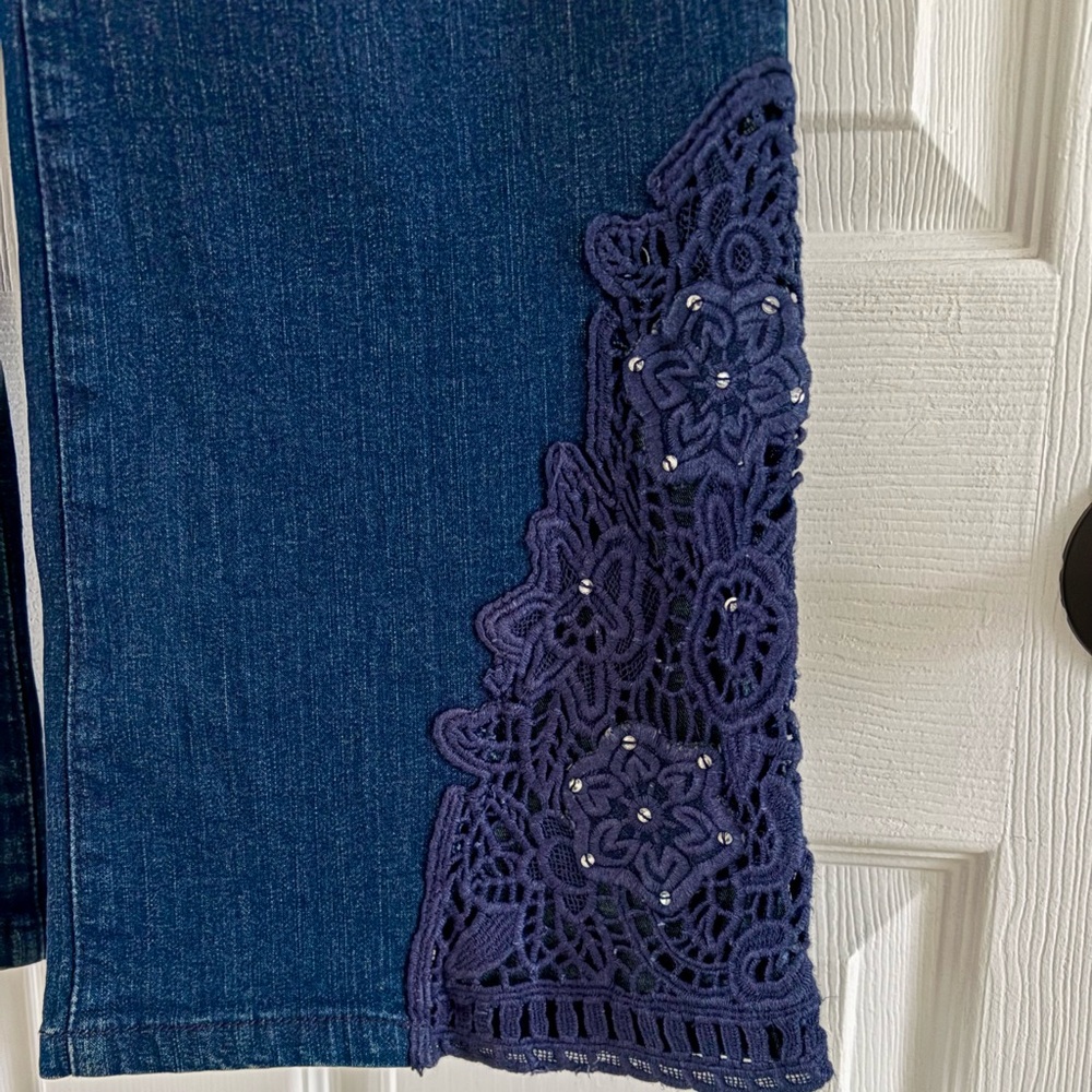 EUC Navy High-Waisted Denim Boot Cut Jeans; Lace & Rhinestone Hem; Womens 12.